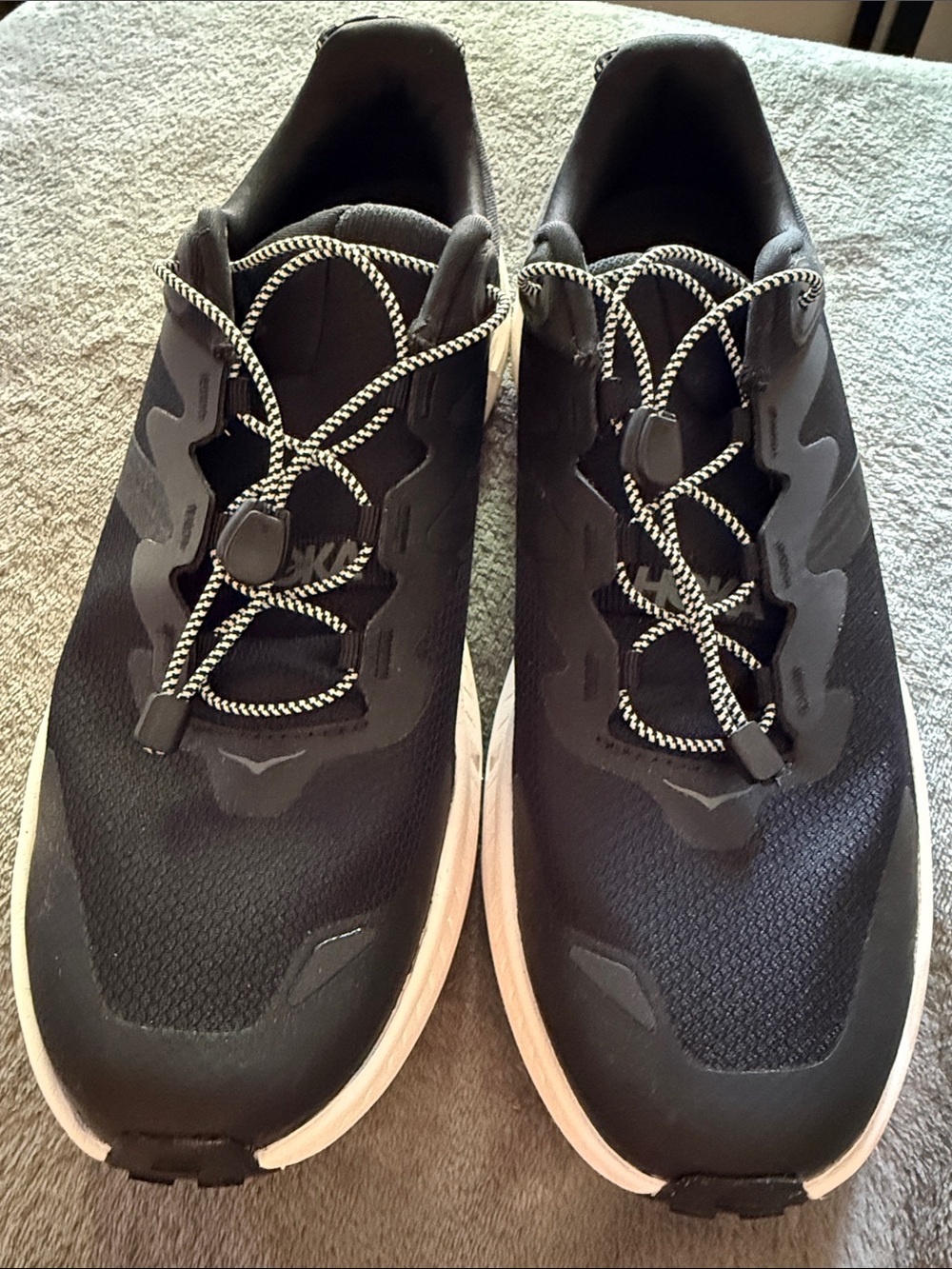 Hoka Men’s Black Trail Running Shoes 10.5B - Picture 5 of 6